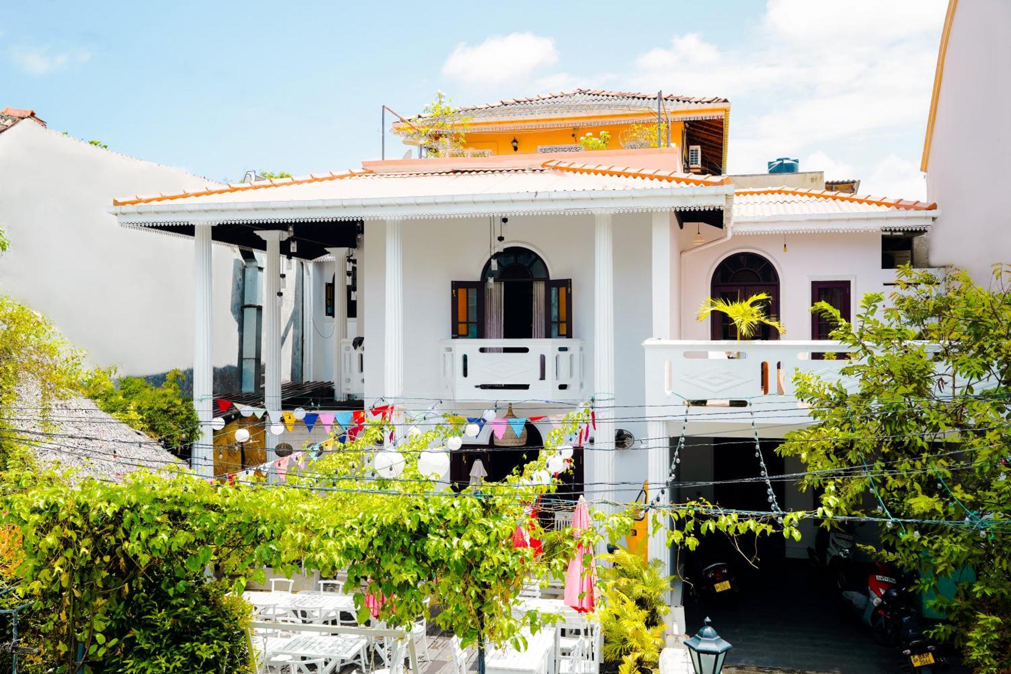 Frangipani Motel กอลล์ ภายนอก รูปภาพ