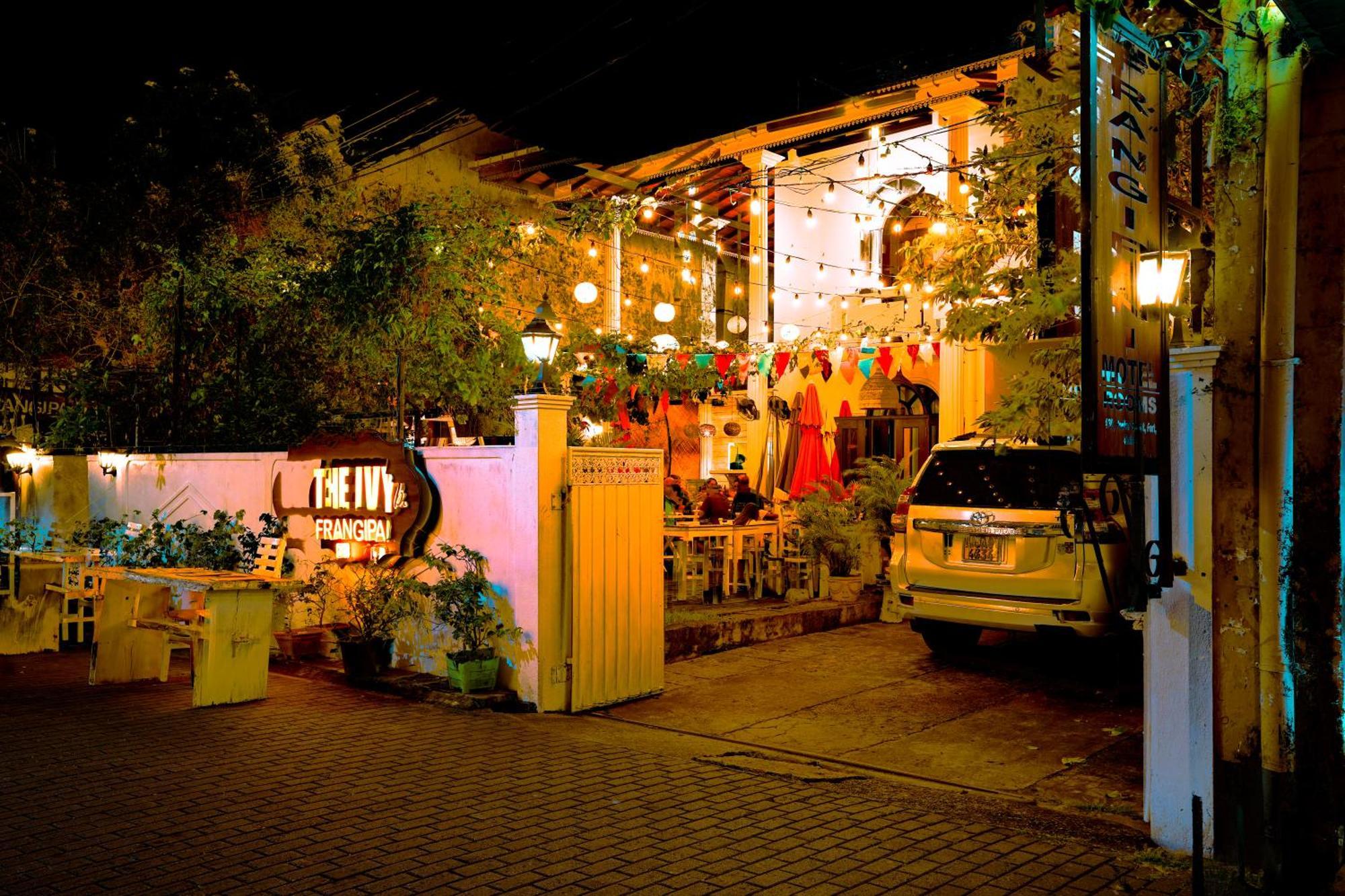 Frangipani Motel กอลล์ ภายนอก รูปภาพ