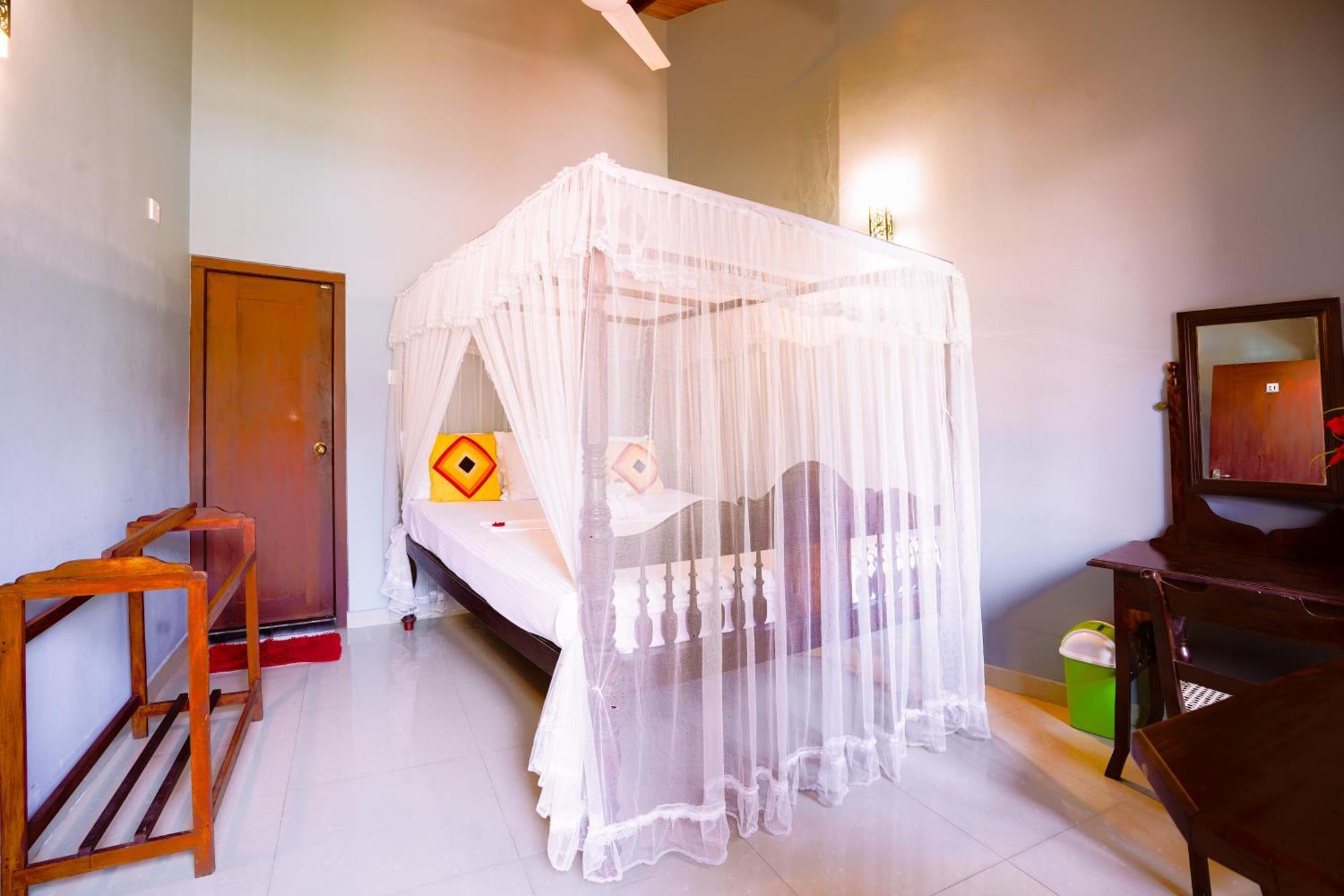 Frangipani Motel กอลล์ ภายนอก รูปภาพ