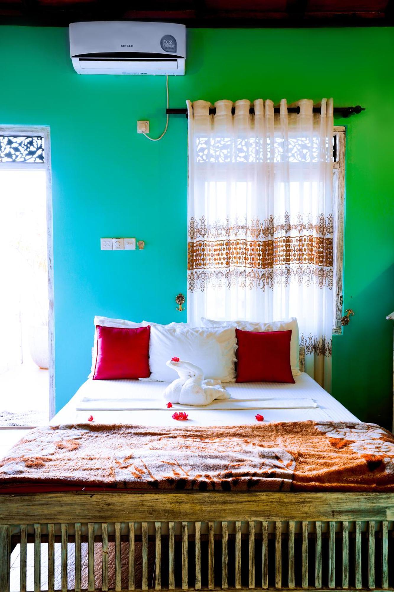 Frangipani Motel กอลล์ ภายนอก รูปภาพ
