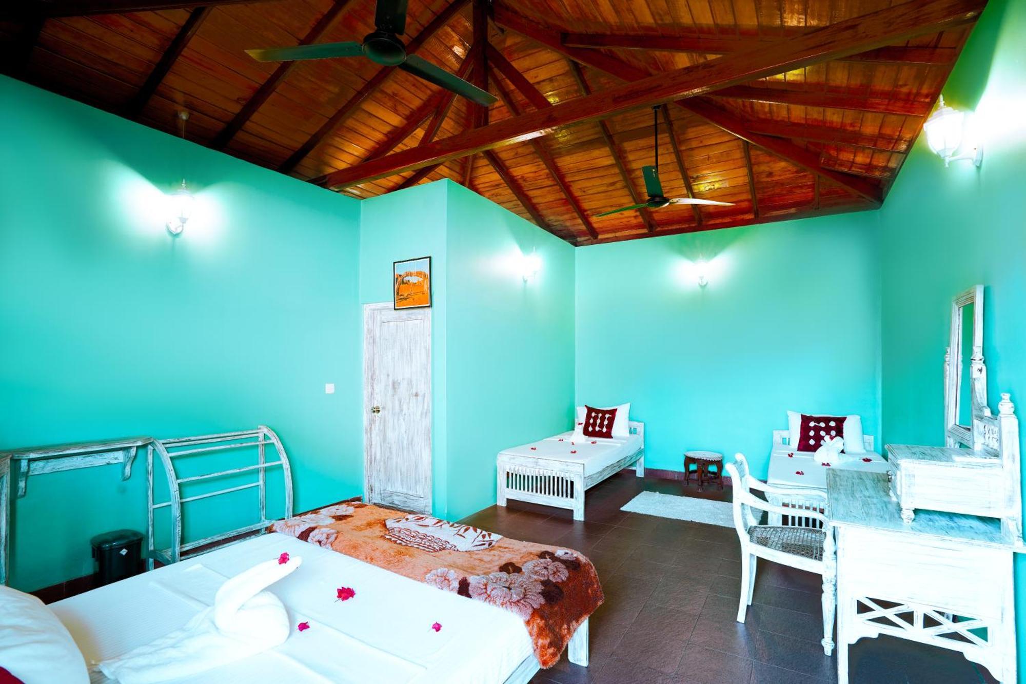 Frangipani Motel กอลล์ ภายนอก รูปภาพ