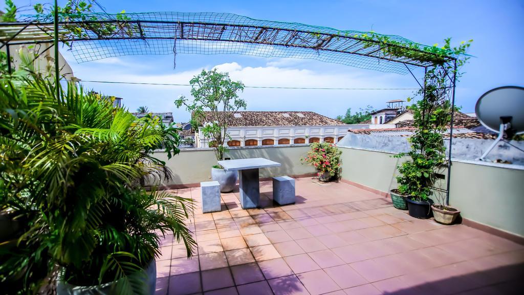 Frangipani Motel กอลล์ ภายนอก รูปภาพ