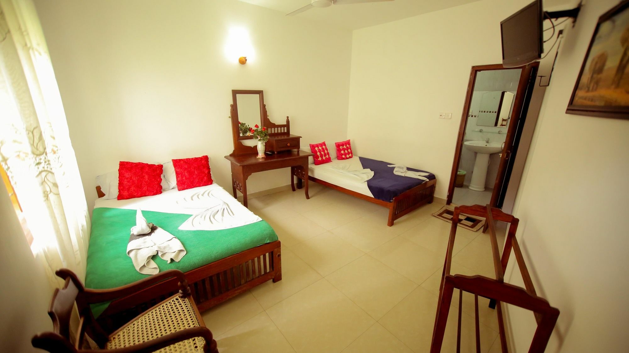 Frangipani Motel กอลล์ ภายนอก รูปภาพ