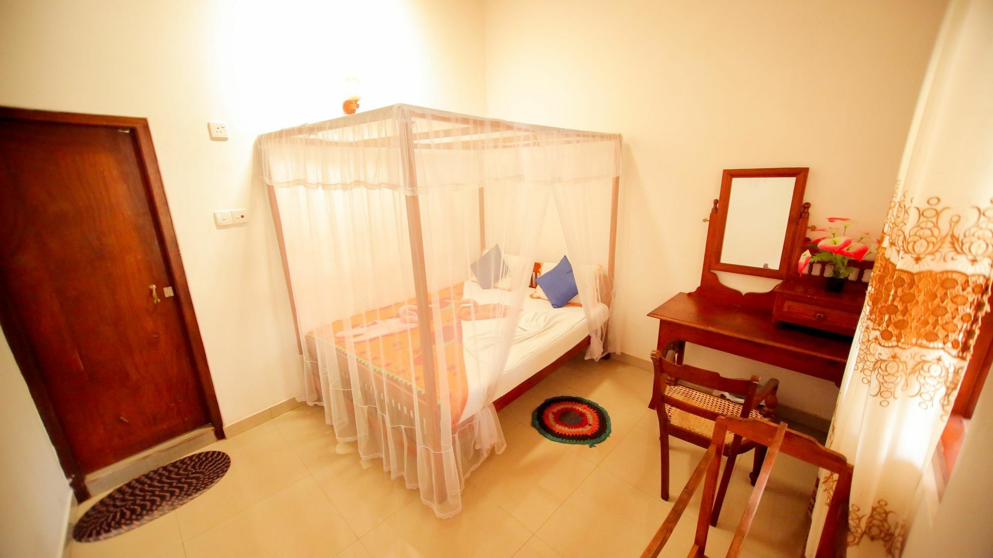 Frangipani Motel กอลล์ ภายนอก รูปภาพ