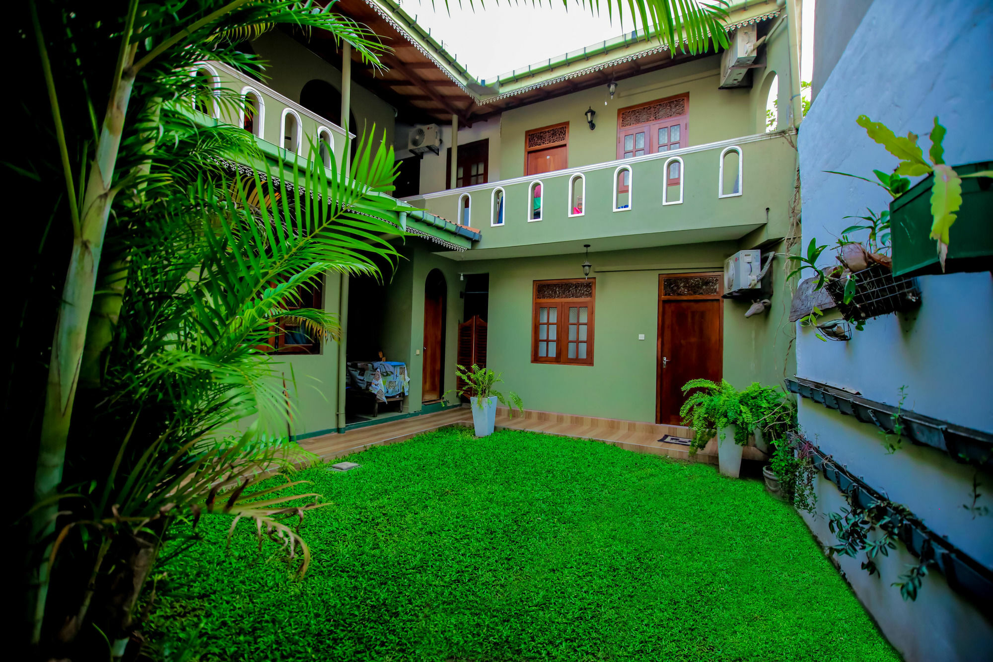 Frangipani Motel กอลล์ ภายนอก รูปภาพ